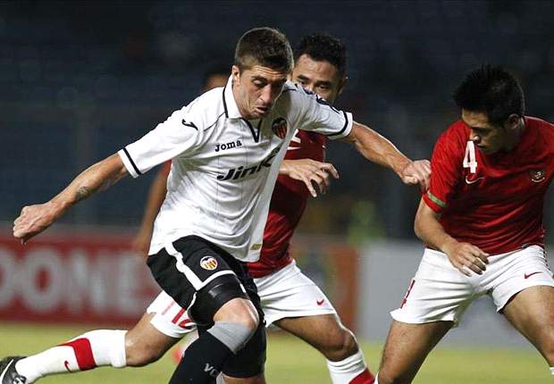 Swansea complete Pablo Hernandez signing from Valencia