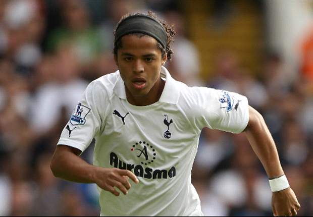Giovani dos Santos, entre Sevilla y Milan según su agente