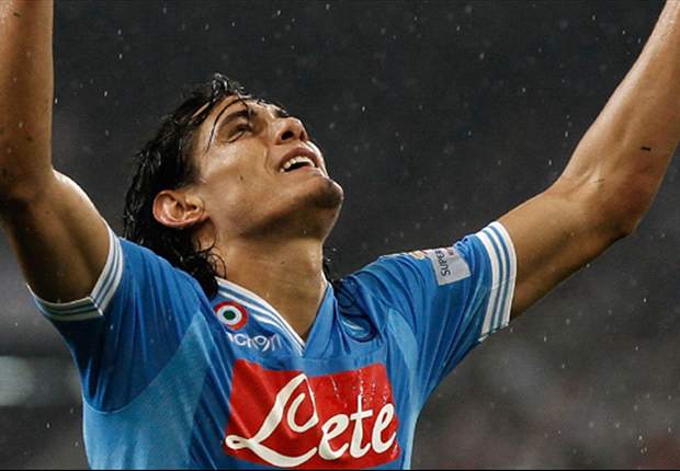 La Juventus non ha smesso di sognare Cavani, ma ora tutto il 'pacchetto Matador' costa sui 120 milioni... 