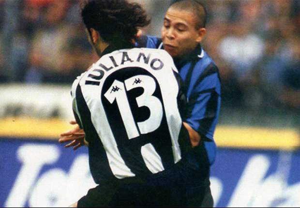 Iuliano tolak klaim 29 scudetto bagi Juventus.