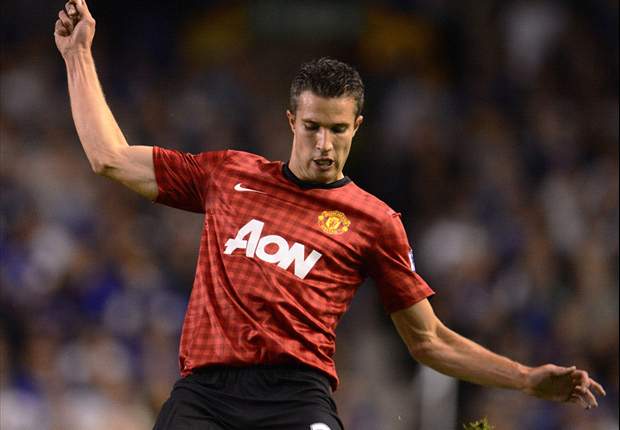 Giggs: Van Persie signing sends out big message to Manchester United's rivals