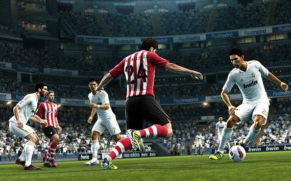 PES 2013 - PES-Fans trainieren mit Cristiano Ronaldo