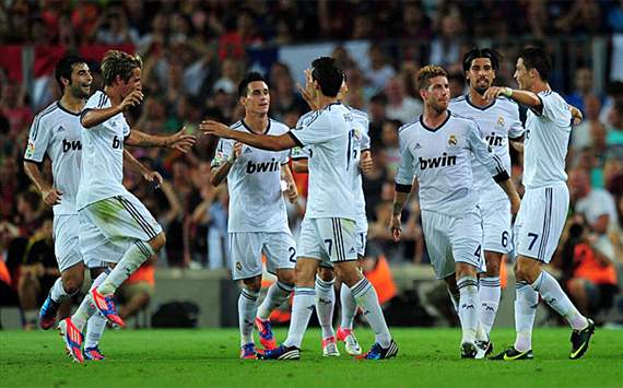 Real madrid players celebrating the first goal-supercopa de espania- barcelona-real madrid
