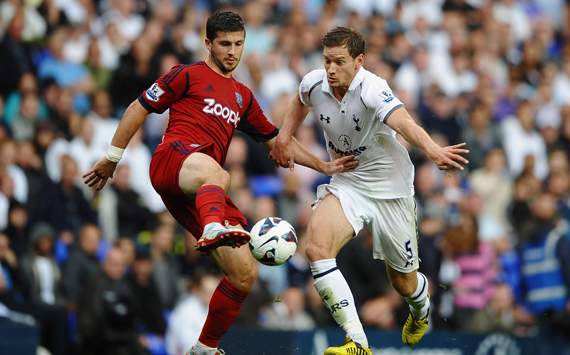 EPL - Tottenham Hotspur v West Bromwich Albion,  Jan Vertonghen and Shane Long 