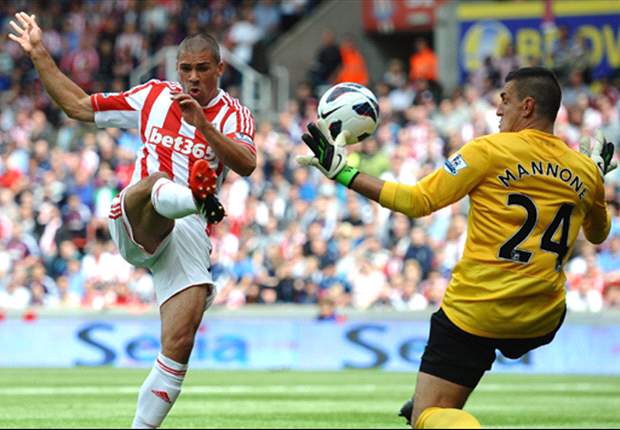 Mannone targeting Arsenal first-team spot