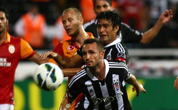 Erstes Istanbul-Derby endet unentschieden