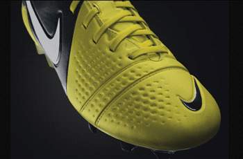 Nike CTR 360 Maestri III
