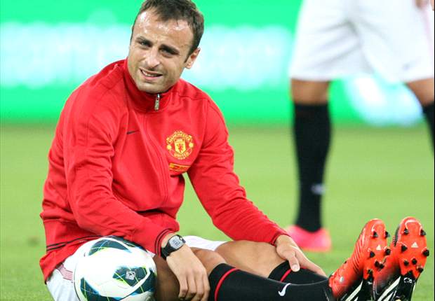 Juventus make late swoop to sign Berbatov from Manchester United