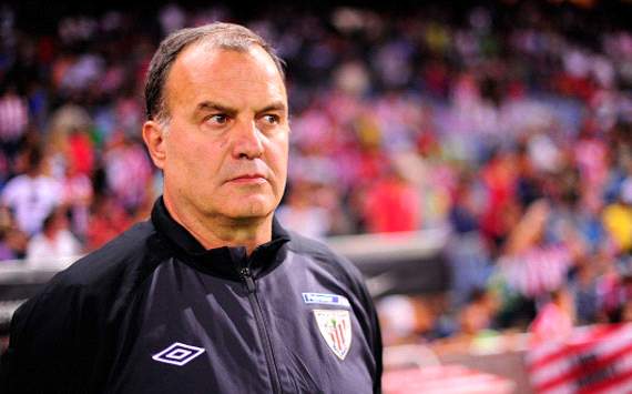 Bielsa plays down talk of Llorente departure