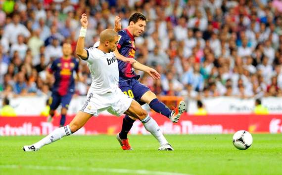 Real Madrid vs Barcelona - Pepe and Lionel Messi
