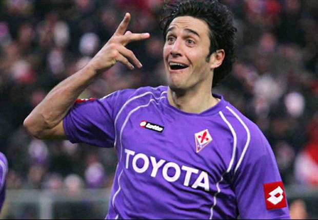 Toni looking to pick up where he left off at Fiorentina