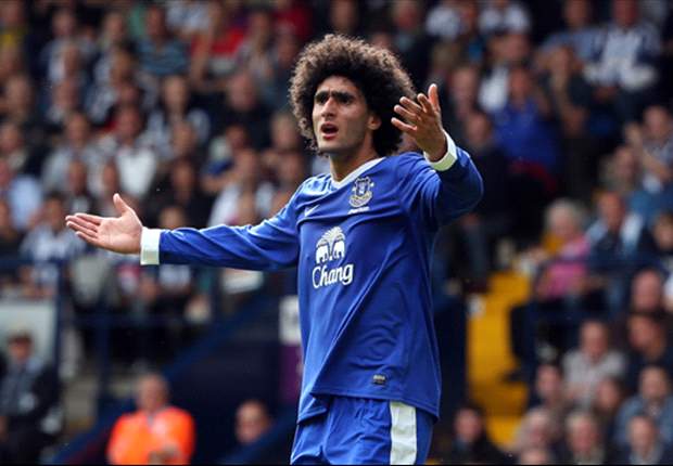 Everton midfielder Fellaini out for three weeks with knee injury
