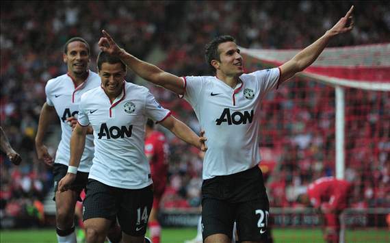 Robin van Persie, Javier Hernandez, Manchester United vs. Southampton (Getty)