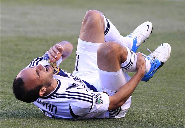 Donovan misses World Cup qualifiers against Jamaica with hamstring injury