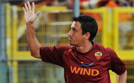 'He was wrong like everyone else' - Burdisso defends Piris after Roma's late defeat to Bologna