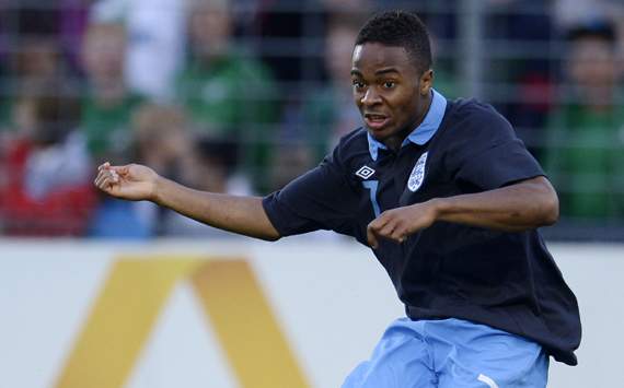 Mark Hughes: Saga Raheem Sterling Tak Akan Terulang