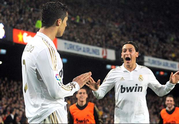 Betting: Enhanced price wincasts on Ronaldo and Tevez ahead of Tuesday's Champions League clash