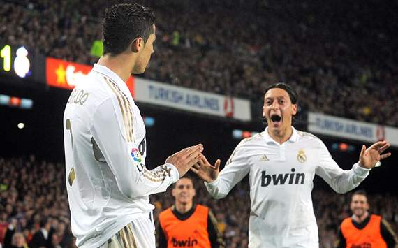 Betting: Enhanced price wincasts on Ronaldo and Tevez ahead of Tuesday's Champions League clash