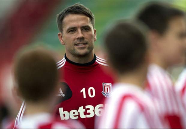 Michael Owen in talks over A-League move to Perth Glory