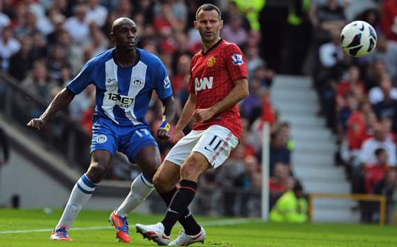 Wigan Athletic v Manchester United, Emmerson Boyce, Ryan Giggs