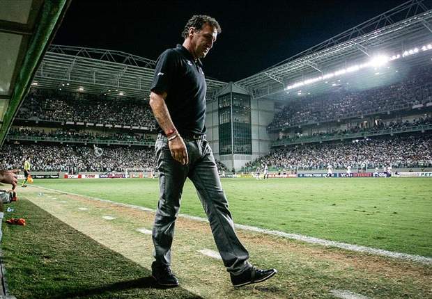 Cuca não desanima e diz que o "Campeonato está aberto"