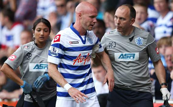 Mark Hughes: QPR Kehilangan Sosok Andy Johnson