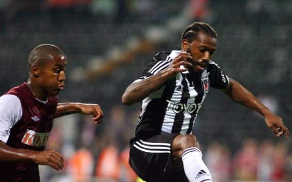 Fernandes: I want to play alongside Iniesta