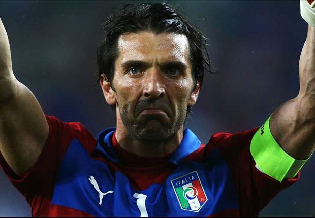 Un Buffon stellare sbarra la strada all'Olanda: Gigi vuol dimostrare di essere ancora il numero 1