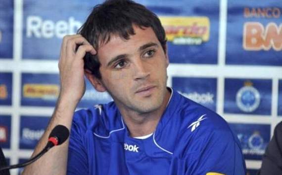 Santos sign Walter Montillo from Cruzeiro