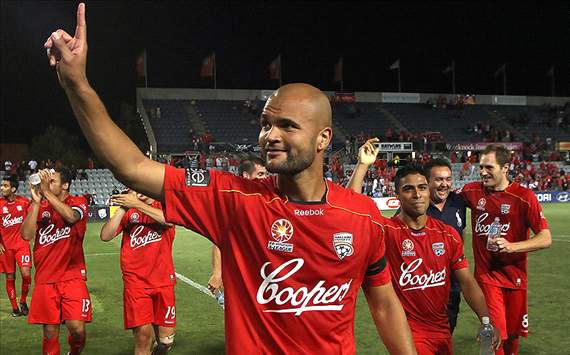 Sergio Van Dijk Menuju Bangkok Glass?