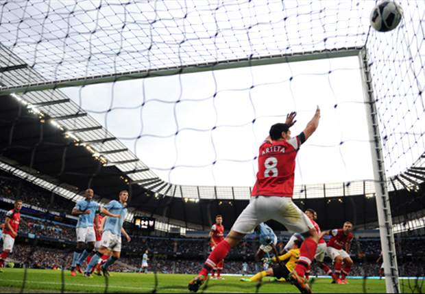 Arsenal midfielder Arteta happy to play deeper role