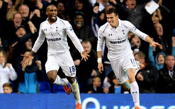 EPL - Tottenham Hotspur v Queens Park Rangers, Jermain Defoe and Gareth Bale 