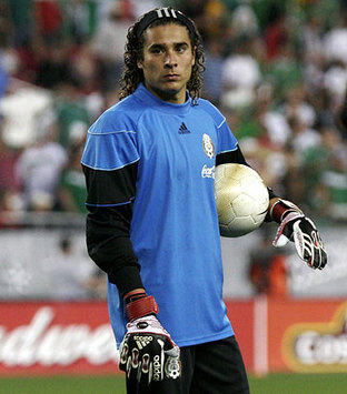 Guillermo Ochoa - America