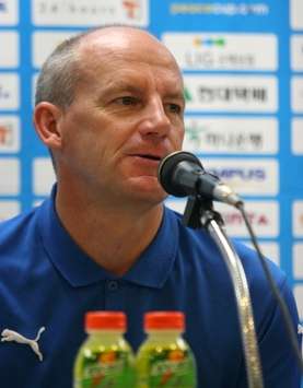 Steve Coppell favourite to replace Dougie Freedman at Crystal Palace
