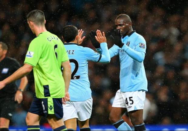 Tevez: I try to help Balotelli