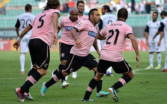Palermo celebrating - Palermo-Chievo - Serie A