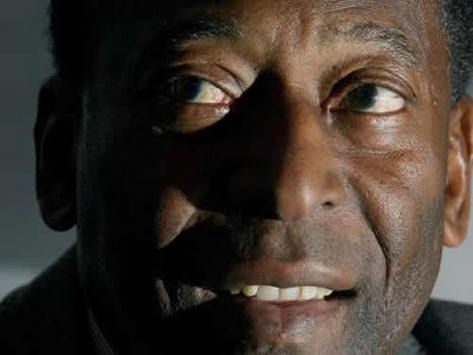Edson Arantes do Nascimento - Pele