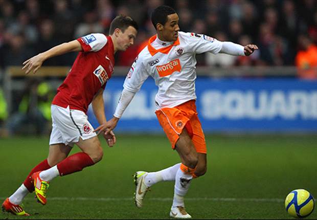 Sir Alex Ferguson steps up Manchester United's £5m Tom Ince pursuit