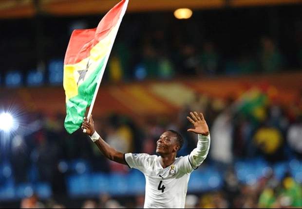 Former Fulham and West Ham defender Paintsil denies stabbing wife in the eye
