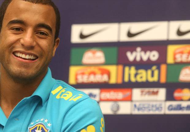 Lucas Moura: Leonardo convinced me to reject Manchester United and join PSG