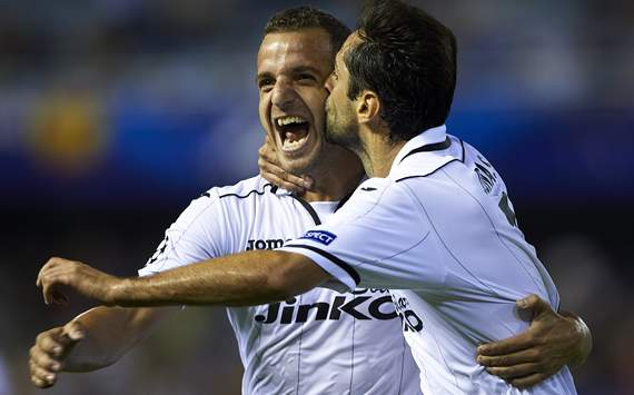 Roberto Soldado, Jonas, Valencia