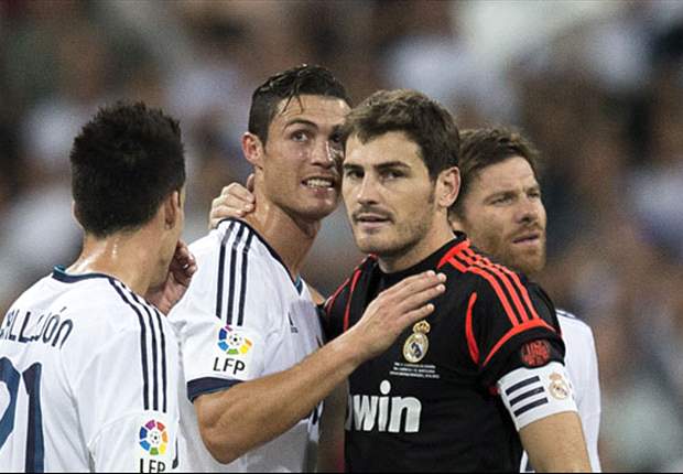 Casillas: I would pick Cristiano Ronaldo over Messi