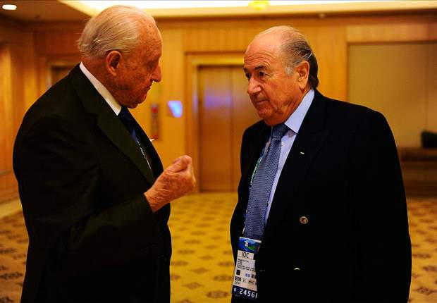 Frank Dell'Apa: Battle for soccer's place in America is humming along nicely