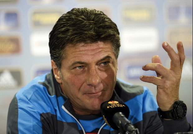 Napoli cannot compete on all fronts, admits Mazzarri