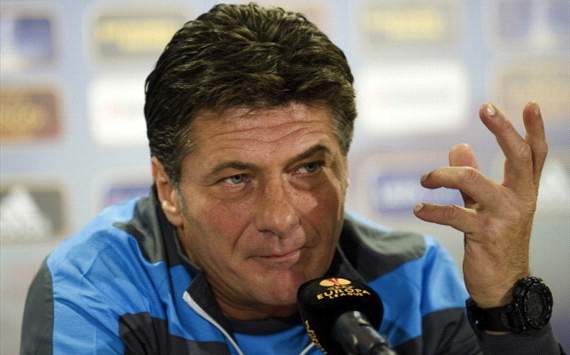 Napoli cannot compete on all fronts, admits Mazzarri