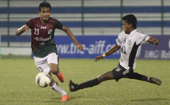 Jewel Raja (left) in action for Mohun Bagan