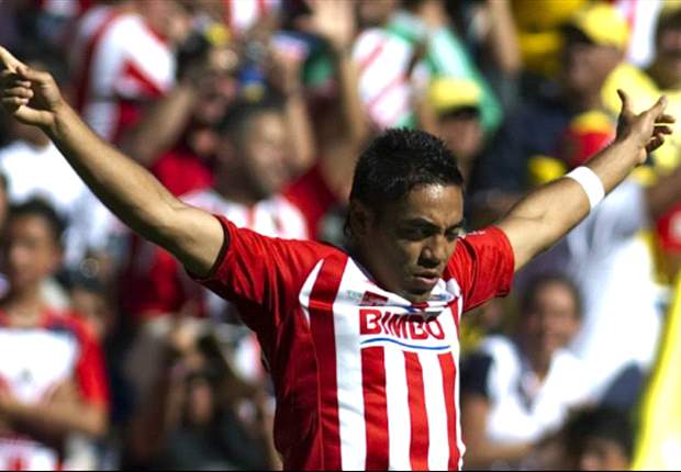 Marco Fabian and Jorge Enriquez staying with Chivas for now