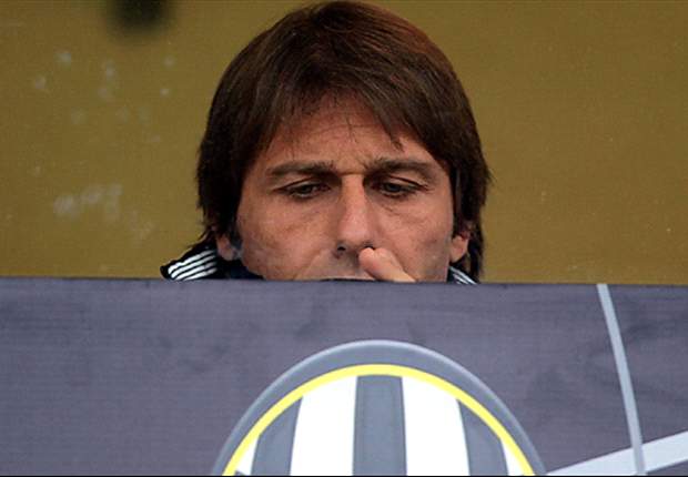 Il Chelsea segna a tempo scaduto, gioisce la sala stampa dello 'Stadium', meritandosi le rampogne di Conte: "Chi è quella m... che ha esultato?"