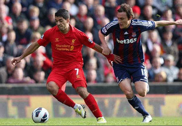 Pulis: Suarez should be banned for diving