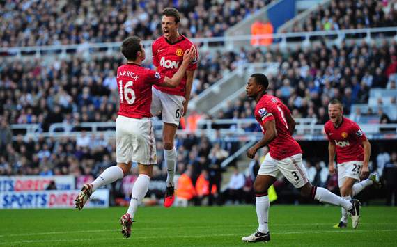 EPL, Newcastle United v Manchester United, Jonny Evans